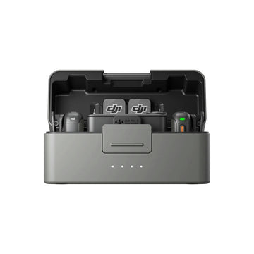 DJI Mic 3（2 TX + 1 RX + 充電ケース） DJI Mic 3 (2 TX + 1 RX + Charging Case) – DJI USA Online Store